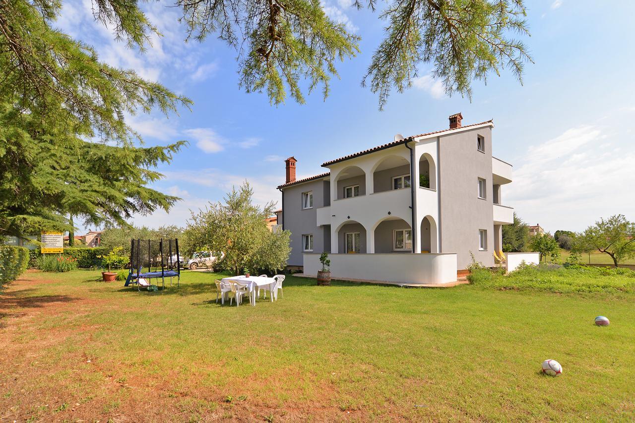 Apartments Elizabeta 1701 Fažana Exterior foto