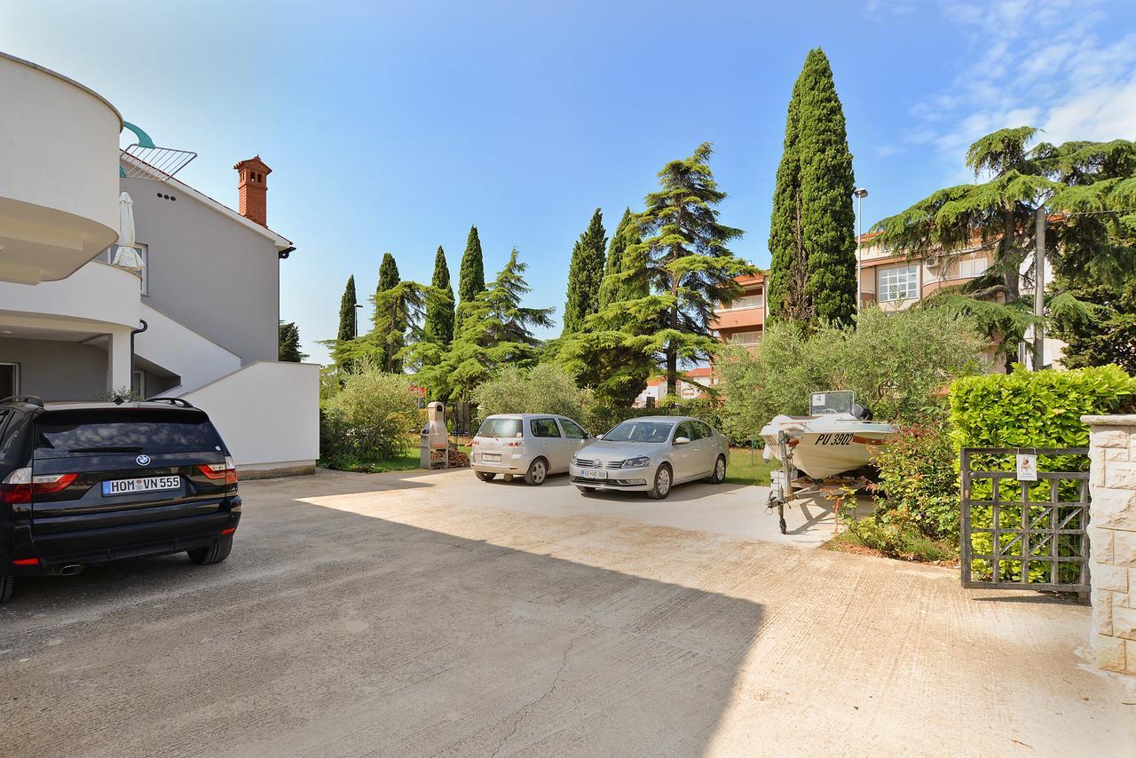 Apartments Elizabeta 1701 Fažana Exterior foto